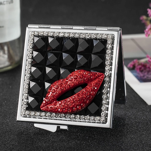 Specchio Da Trucco Pieghevole In Metallo Quadrato Con Labbra Rosse In Strass Doppia Faccia Portatile Viaggio Cosmetico Da Tasca