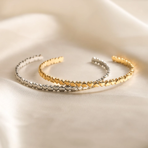 Bracelet Jonc Coeur Plaqué Or 18K Acier Inoxydable Maillons Délicats Ouvert Bangle Bijoux De Mode Minimalistes Femmes