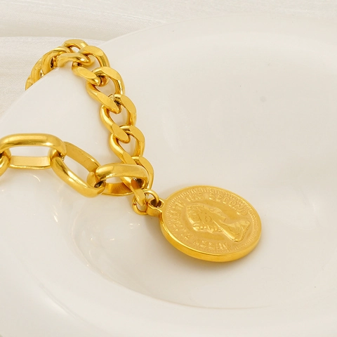 Retro Koningin Elizabeth II Munt Medaillon Armband Dames 18K Verguld Roestvrij Staal Grove Ketting Toggle Sluiting Stijl