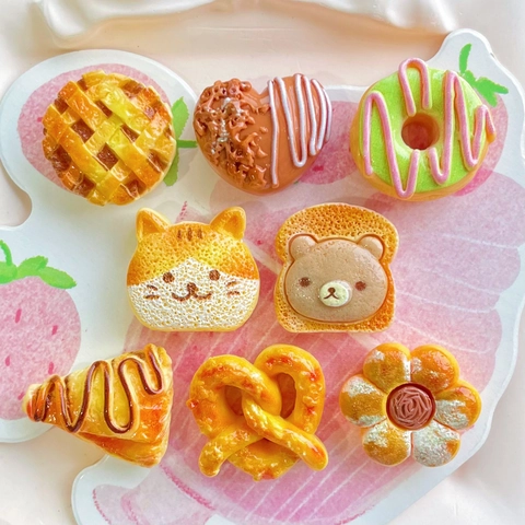 Accessori In Resina Per Simulazione Cibo Miniatura Pane Waffle Donut DIY Gioielli Decorazione Custodia Telefono