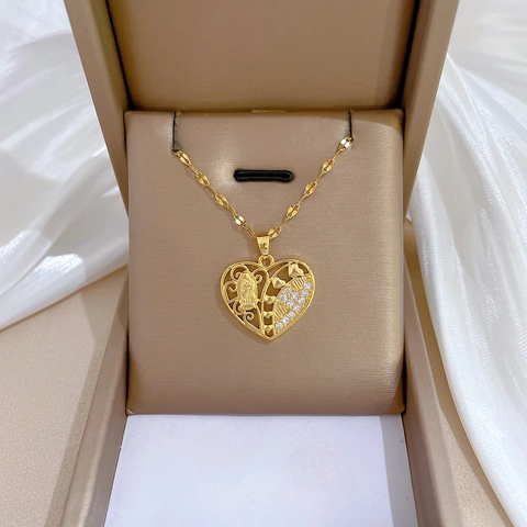 Virgin Mary Heart Pendant Necklace For Women Stainless Steel Chain Copper Zirconia Hollow Religious Jewelry Elegant Gift