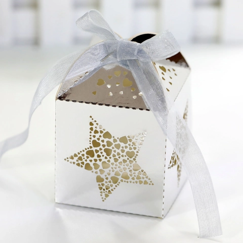 Hollow Laser Cut Star Gift Boxes Metallic Artificial Pearl Paper Candy Bags With Ribbon For Wedding Party Favor
