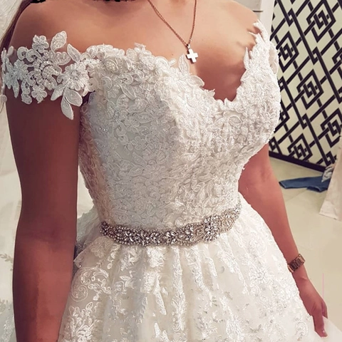 Trouwjurk Off Shoulder Kant Borduurwerk Tule A-Lijn Jurk Met Strass Riem Elegant Voor De Bruid