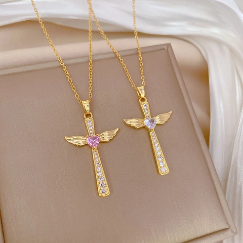 Kreuz Flügel Halskette Mit Titanstahlkette Und Kupfer CZ Mikro Pave Rosa Herz Anhänger Elegante Süße Schmuck Für Frauen