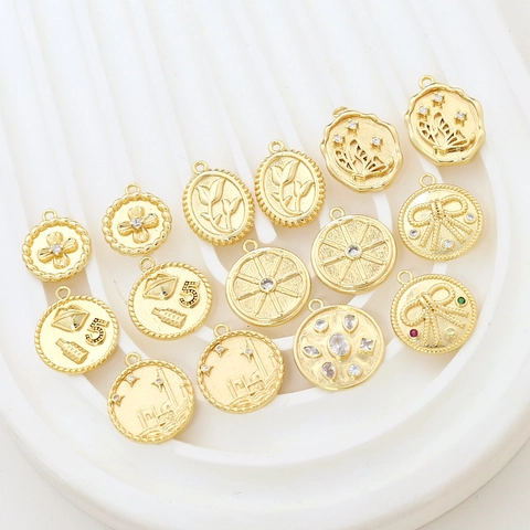 Vintage Vergoldete Kupfer Anhänger Mit Zirkonia Für DIY Schmuckherstellung Geprägte Schmetterling Blume Bogen Accessoires