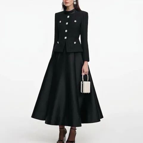 Elegante Giacca In Tweed Nero Da Donna E Gonna Lunga In Raso Collo Alto Bottoni In Strass Vestibilità Slim Stile Socialite Outfit