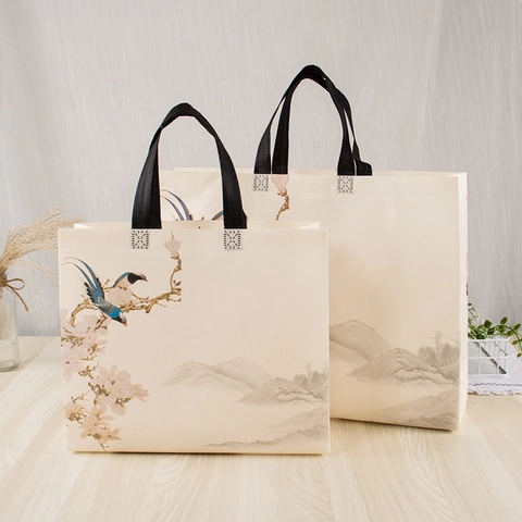 Reusable Gift Bags Laminated Non Woven Fabric Handheld Chinese Style Floral Landscape Prints For Shopping Birthday Party Weddings