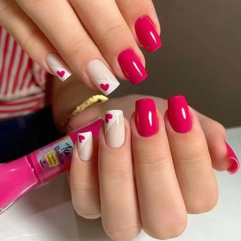 Square Press On Nails Slanted French Heart Pattern Rose Red Glossy Long Fake Nails For Women Manicure