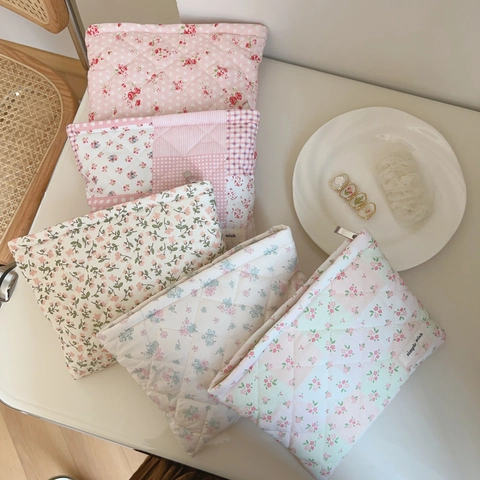 Quilted Cotton Floral Makeup Bag Small Cosmetic Organizer Zipper Travel Storage Pouch For Women
