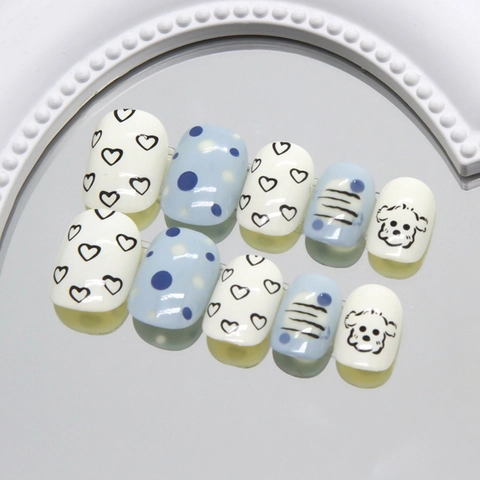 Press On Nails Cute Cartoon Dog Heart Pattern Sky Blue White Short Round Square Artificial Nails For Kids Students Daily Wear