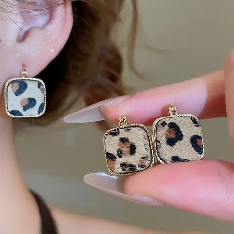Vintage Square Heart Leopard Print Earrings 18K Gold Plated Copper Imitation Horsehair Silver Earring Post For Women