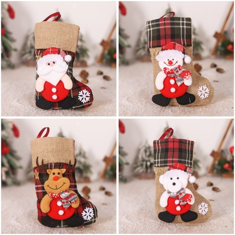 Calze Di Natale In Juta E Quadri Babbo Natale Pupazzo Di Neve Renna Orso Decorazioni Pendenti Sacchetti Regalo Rustici Natalizi