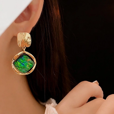 Pendientes De Gota De Rombo Geométrico Vintage Con Poste De Plata Aleación Chapada En Oro Resina Verde Iridiscente Para Mujer