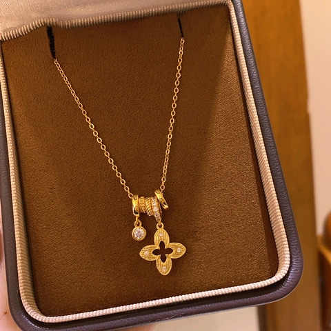 Flower Pendant Necklace 18K Gold Plated Copper With Zircon Hollow Floral Vintage Minimalist Jewelry For Women