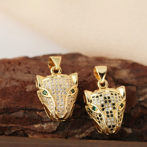 Golden Leopard Head Pendant Copper Zircon Rhinestone Animal Jewelry DIY Accessories For Women Fresh Sweet Style Green Eyes