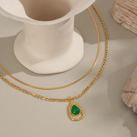 Zweilagige Edelstahlkette Mit Grünem Edelsteinanhänger In Tropfenform Wasserdicht Hypoallergen Vintage Elegant Für Damen