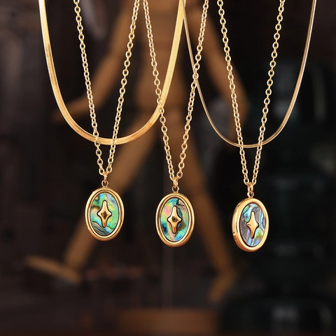 Collar Con Colgante De Concha De Abulón Ovalado Para Mujer Acero De Titanio Chapado En Oro De 18K Motivo De Estrella Cadena De Serpiente