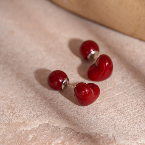 Pendientes De Botón De Corazón De Resina Rojo Oscuro Diseño De Doble Cara Con Silver Earring Post Joyería Para Mujeres