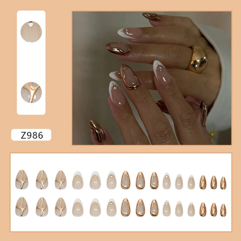 Unghie Finte A Mandorla Punte Bianche Francesi Con Texture Dorata In Rilievo Accenti Di Strass Riutilizzabili