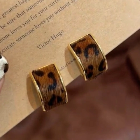 Retro Leopard Print C-Shape Earrings With 925 Sterling Silver Earring Post Vintage Geometric Alloy Jewelry For Women