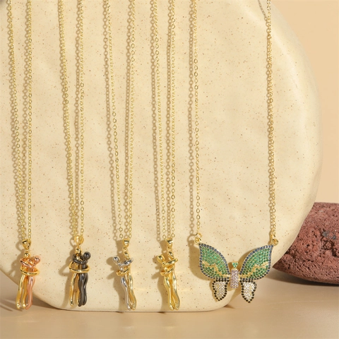 Collier Pendentif Papillon Cuivre Zircone Cubique Micro Sertie Couple Câlin Design Bijoux Minimalistes Pour Femmes