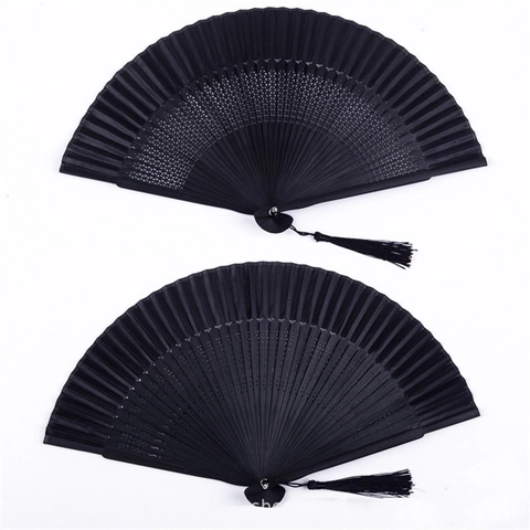 Élégant Éventail Pliant en Bambou Laqué Noir Éventail à Main Chinois Avec Gland pour Spectacle de Danse Mariage Fête Cadeau