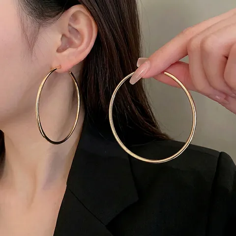 Übertriebene Große Creolen Für Frauen Minimalistischer Übergroßer Runder Schmuck Mit Silbernem Ohrstecker Kupfer