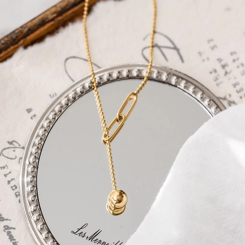 Titaniumstaal Goud Verguld Y-Vorm Kwastje Bal Hanger Halsketting Minimalistische Paperclip Ketting Choker Voor Dames Sieraden