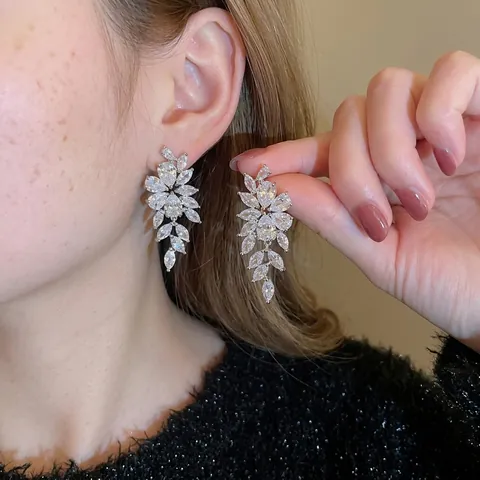 Elegant Zircon Leaf Tassel Dangle Earrings Silver Color With 925 Sterling Silver Earring Post Luxury Jewelry For Women