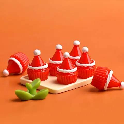 Resin Christmas Hat Cupcake Miniature Flatback Charms For DIY Phone Case Hair Clip Scrapbooking Festival Decor