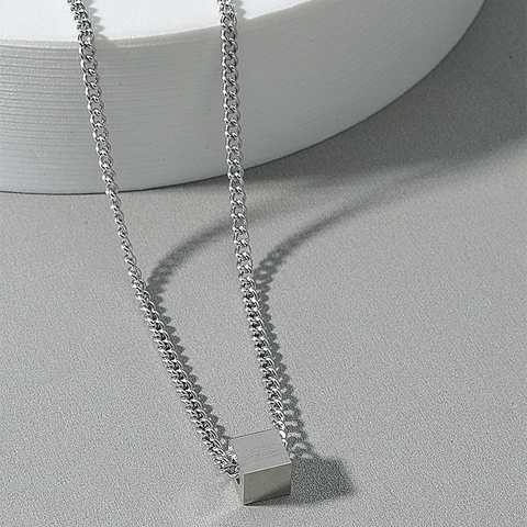 Minimalist Titanium Steel Cube Pendant Necklace Harajuku Hip Hop Geometric Cuboid Necklace For Men Women Unisex Jewelry Gift