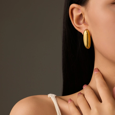 Pendientes De Botón Geométricos Chapados En Oro De 18K Acero Inoxidable Pulido Minimalista Estilo Ins Para Mujeres