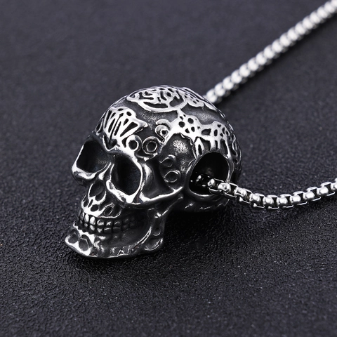 Retro Carved Skull Pendant Necklace Stainless Steel Gothic Punk Style For Men Hip Hop Jewelry