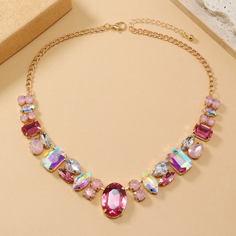 Exaggierte Mode Kristall Strass Anhänger Halskette Harz Legierung Statement Kette Bankett Schmuck Für Damen