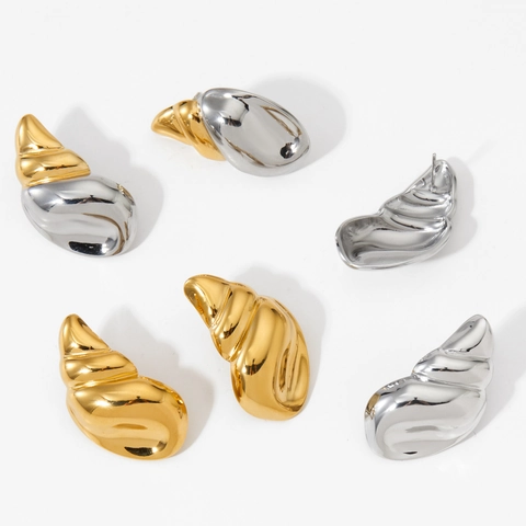 Stainless Steel Conch Shell Earrings PVD Plated Mirror Polished Spiral Shell Shape Minimalist Jewelry For Women