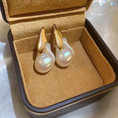 Orecchini Con Künstliche Perle Barocche Irregolari Con Perno In Argento Sterling 925 Placcato Oro 18K Rame Stile Retrò Per Donna