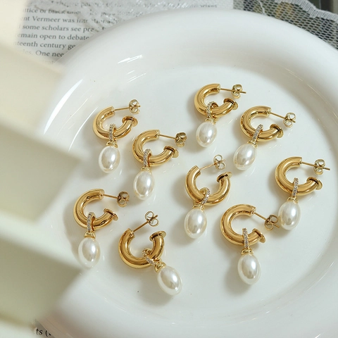 Pendientes Colgantes En Forma De C Perla Artificial Imitación Barroca Acero De Titanio Chapado En Oro Zircón Joyería Vintage