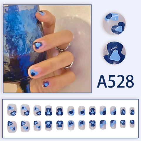 Blue Heart Smudge Press On Nails Glossy Summer Style Detachable Artificial Finger Nails With Adhesive Glue