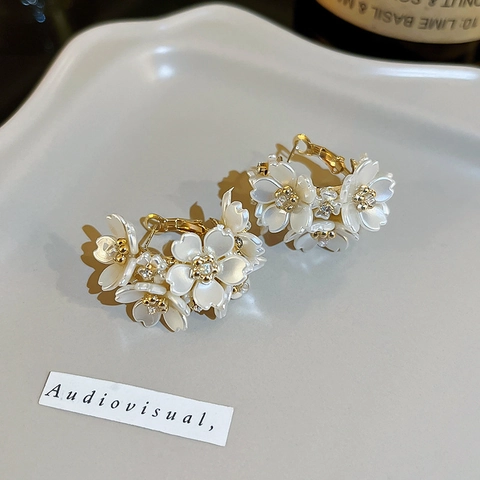 Alloy Flower Hoop Earrings With Rhinestone And 925 Sterling Silver Earring Post Elegant Sweet Style Jewelry For Women