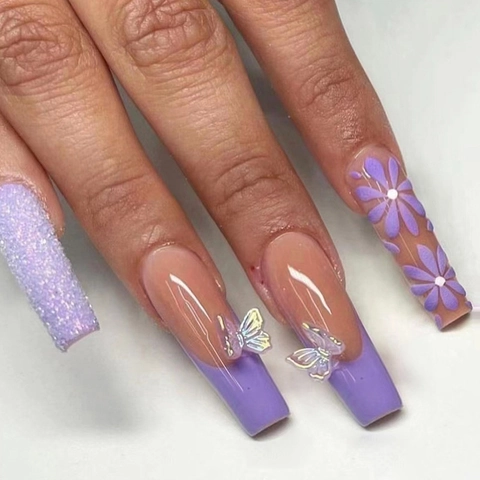 Ψεύτικα Νύχια Press On Μακριά Coffin Ballerina Λεβάντα Μωβ French Tip Με 3D Πεταλούδα Λουλούδι Γκλίτερ Γυαλιστερά