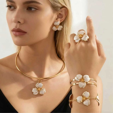 Fashion Alloy Flower Jewelry Set For Women Enamel Floral Necklace Earrings Bracelet Bangle Ring Party Accessories