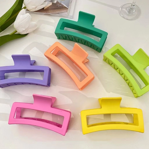 Large Hair Claw Clip Plastic Matte Hollow Rectangle Square Wave Design Strong Hold Hair Styling Accessory For Women