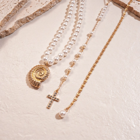 Collar De Varias Capas Con Imitación De Perla Artificial Aleación De Oro Caracola Y Colgante Cruz De Diamantes De Imitación Boho