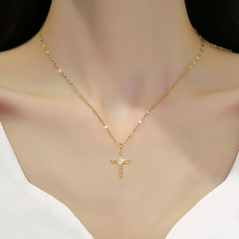 Collier Pendentif Croix Main De Hamsa Acier Titane Cuivre Plaqué Or Avec Zircon Bijoux De Chance Pour Femmes