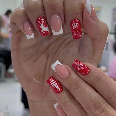 Christmas Press On Nails Red White Reindeer Snowflake Coffin Fake Nails Festive Sweet Manicure Art For Women
