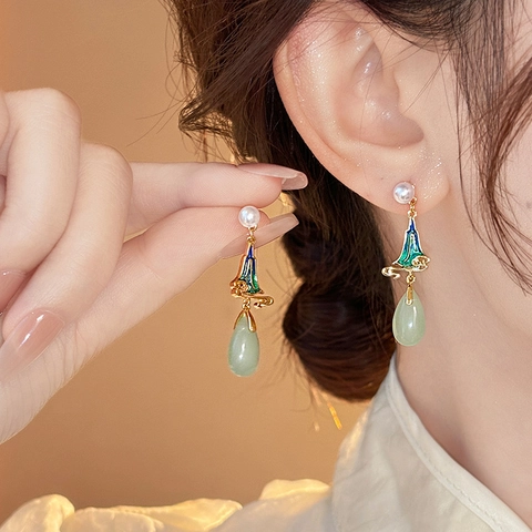 Orecchini Pendenti Con Künstliche Perle Paesaggio Vintage Nuovo Cinese Lega Smalto Imitazione Giada Con Perno In Argento Per Donna Retro