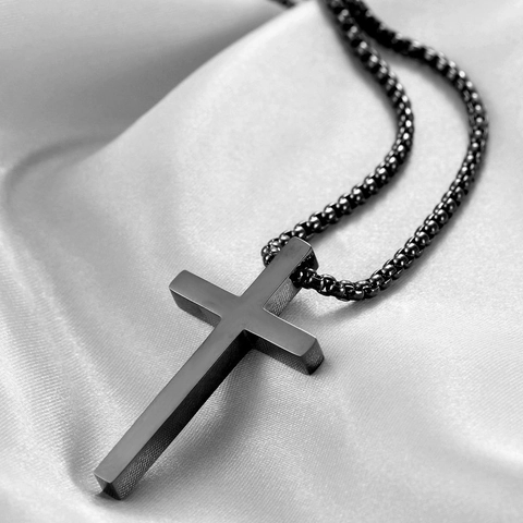 Collier Pendentif Croix en Acier Inoxydable pour Hommes Femmes Bijoux Religieux Minimalistes Or Argent Noir Crucifix