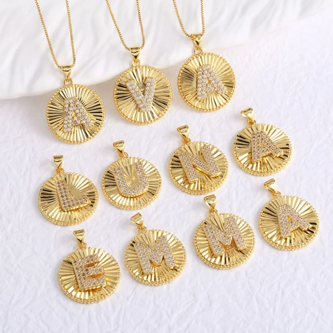 Collana Con Lettera Iniziale Pendente Rotondo Placcato Oro Rame Micro Pavé Zircone Motivo Raggi Di Sole Catena Box Gioielli Minimalisti