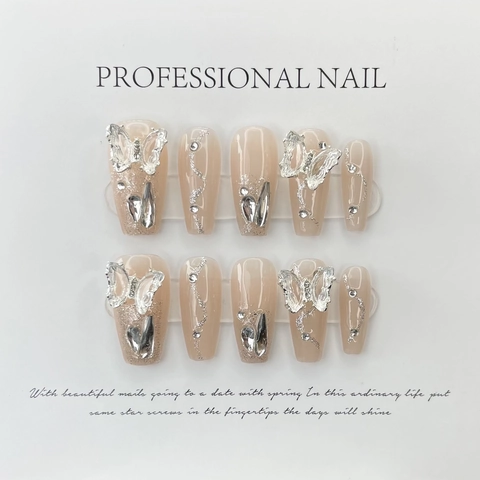 Unghie Finte a Pressione Artigianali Con Farfalla 3D Strass Eleganti Nude Rosa Glitter Unghie Finte da Donna Manicure