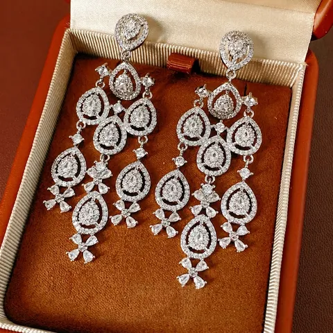 Luxe Zirkoon Waterdruppel Bloem Kroonluchter Oorbellen Met Zilveren Oorsteker Lange Kwast Elegante Bruiloft Sieraden Voor Vrouwen